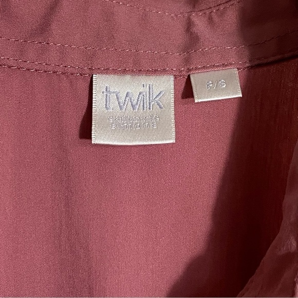 🎈TWIK sleeveless  shirt buttons down top summer essentials size SP - Picture 6 of 7